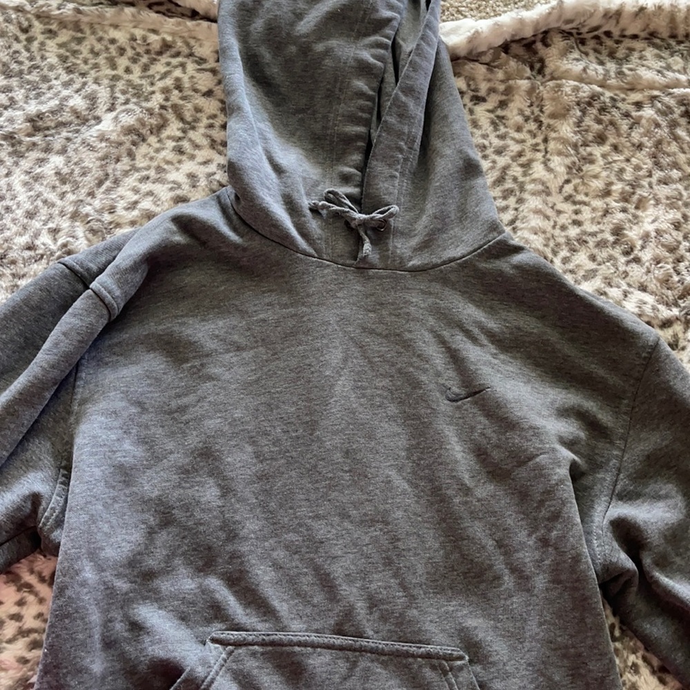 gray nike hoodie